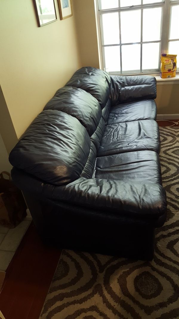 Navy Blue Leather Sofa For In Birmingham Al Offerup
