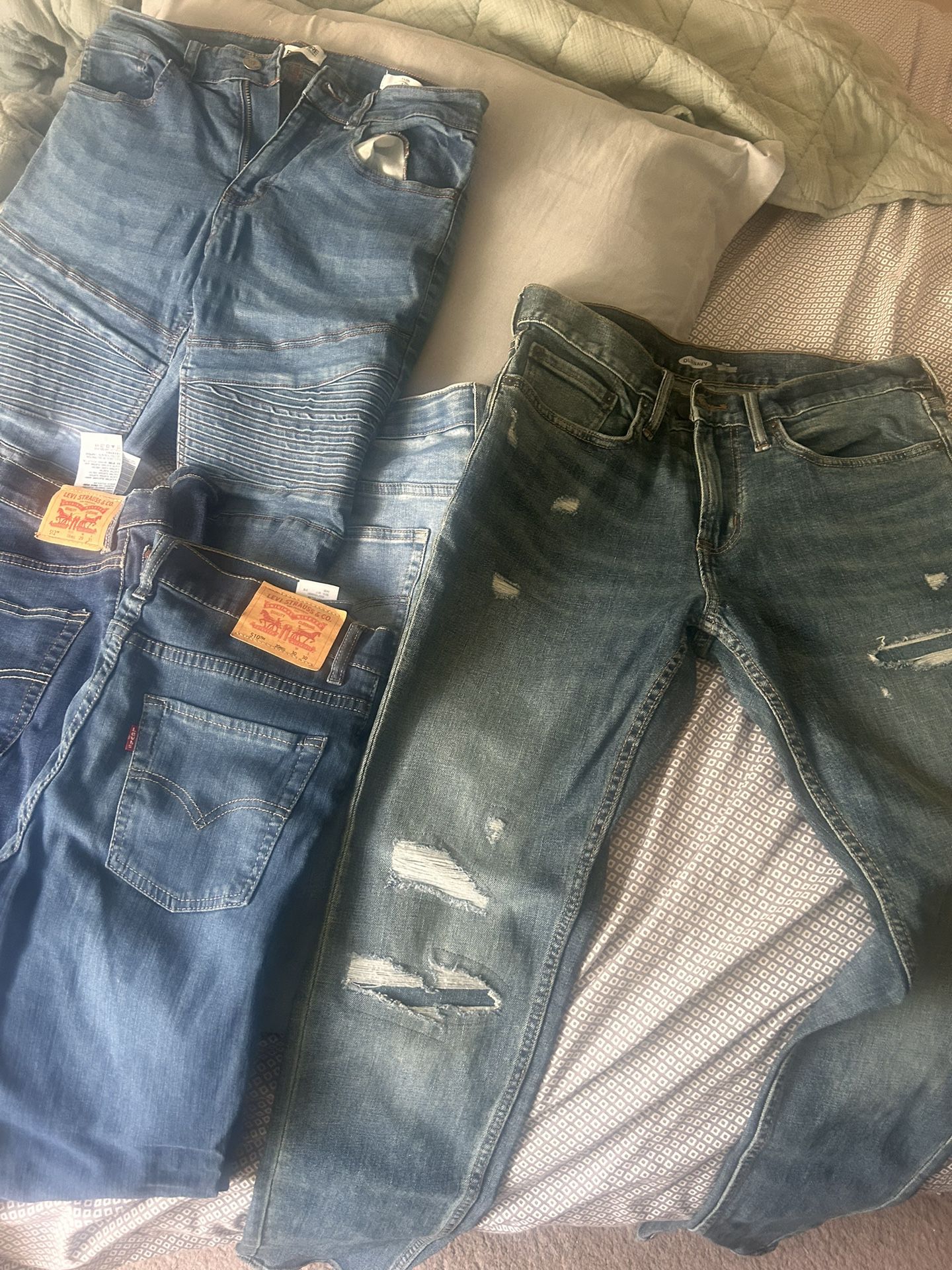 Teen jeans 6 Pair For $25