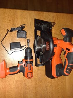 Black & Decker 20 volt circular saw with drill 5 amp hour battery and charger