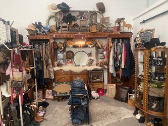 Mall Of Peddlers Mesa - Western items