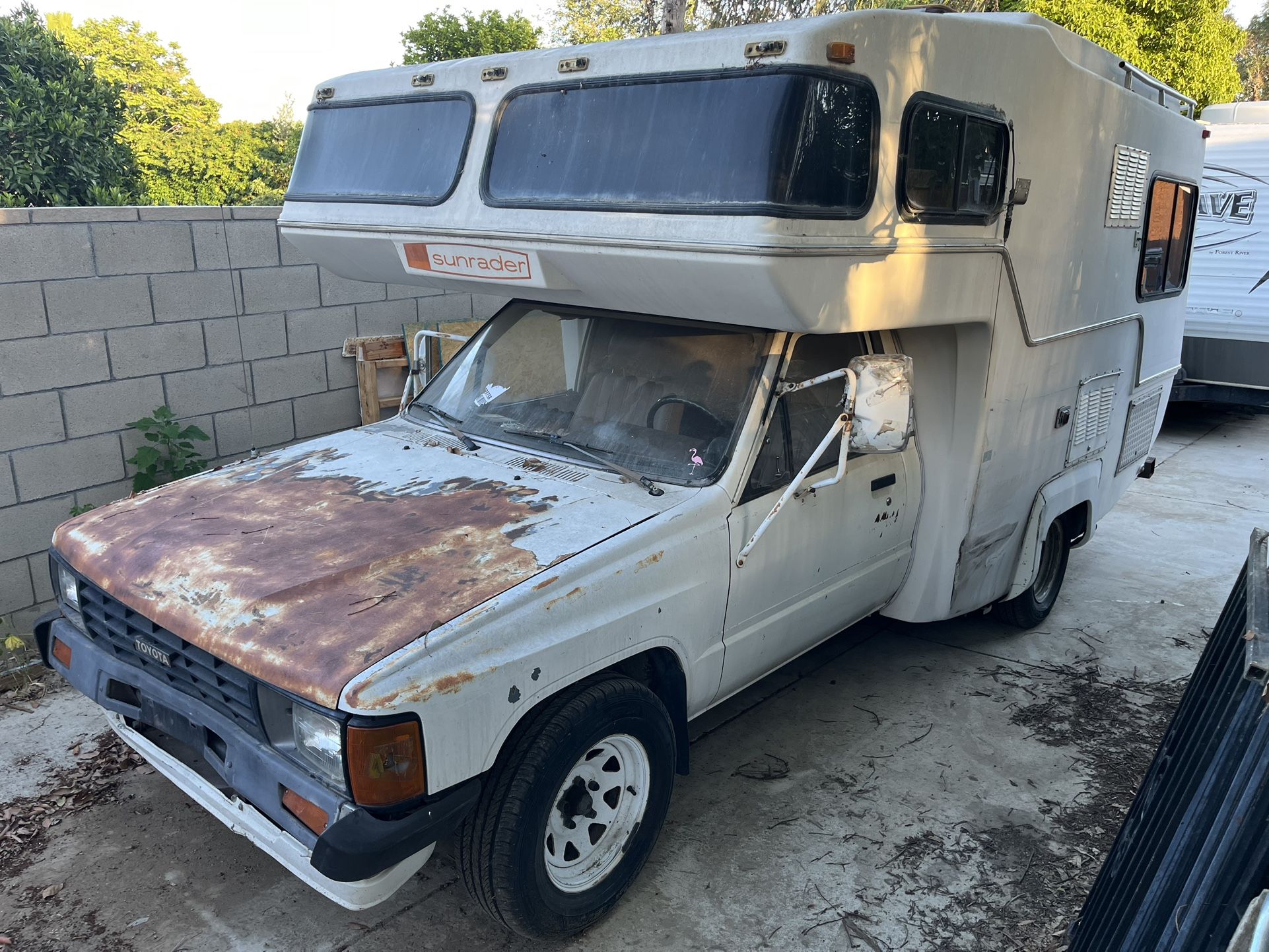 1984 Toyota Sunrader RV