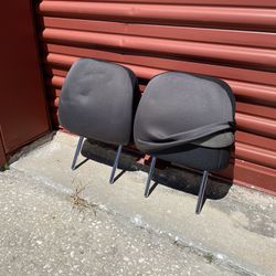 Headrests - Toyota Tacoma 