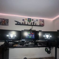 Gaming Monitors With Triple Monitor Mount