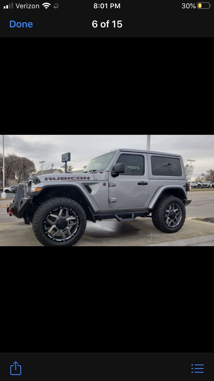 305/55/r20 all terrain BF GOODRICH TIRES and Grid Wheels 33’s almost NEW! Great condition!! $950 obo