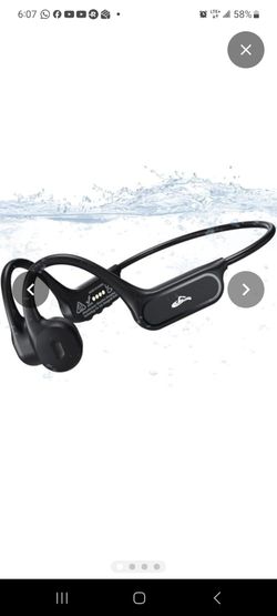 Swimming headphone
