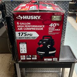 Husky 0210646 6 Gal Pancake Air Compressor 