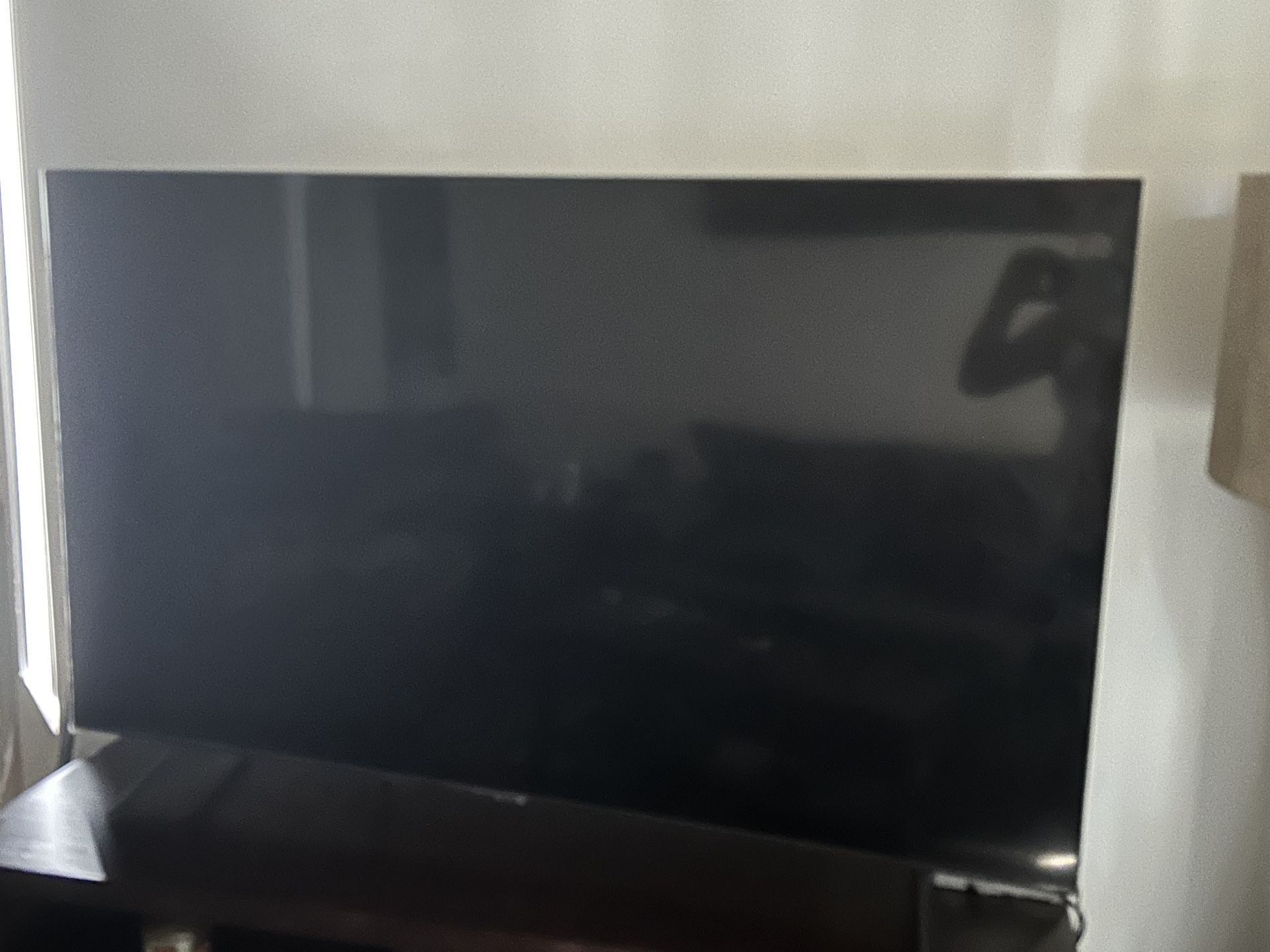 60” Samsung, Samsung Channels Built In