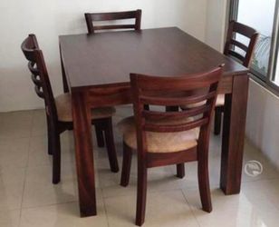 Wood Dining Table and 4 Chairs Set