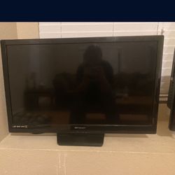  Great For Small Apartment Or Bedroom.!. Still Available.!.24” Brand New Color TV Prefect For Apartment,   Or Bedrooms.remote Control.!. New In Box.!.