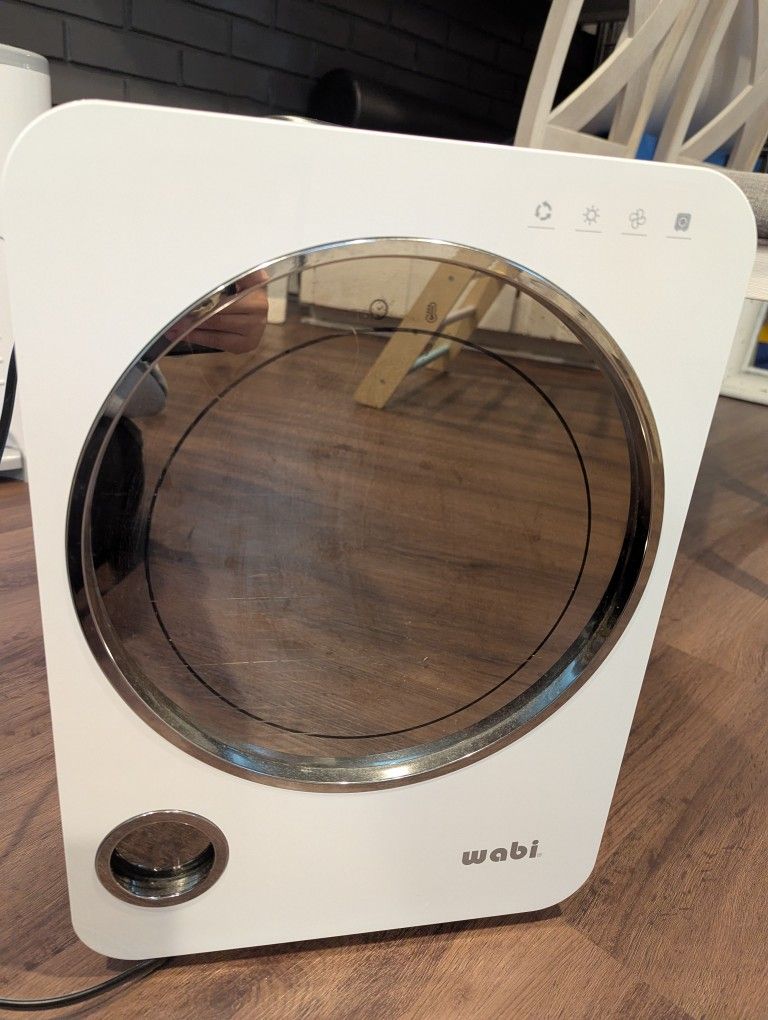 wabi baby UV C sanitizer sterilizer