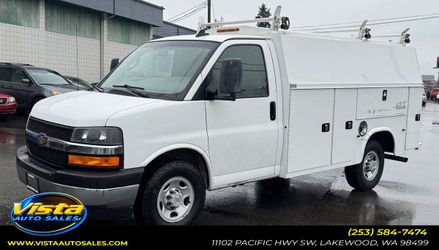 2017 Chevrolet Express Commercial Cutaway