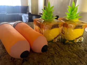 Pinapple and pencil squishys