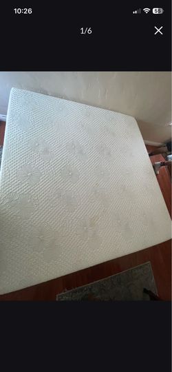 King size bed