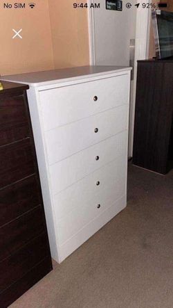 Dresser 5 drawers color white