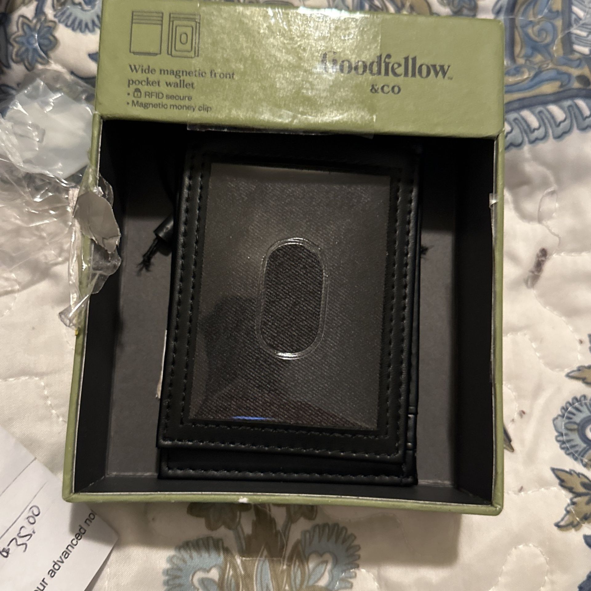 New Goodfellow Wide Magnetic Front Pocket Wallet