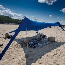 Pop-Up Beach Tent