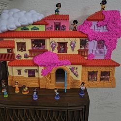 Disney Encanto Magical Madrigal House Playset 
