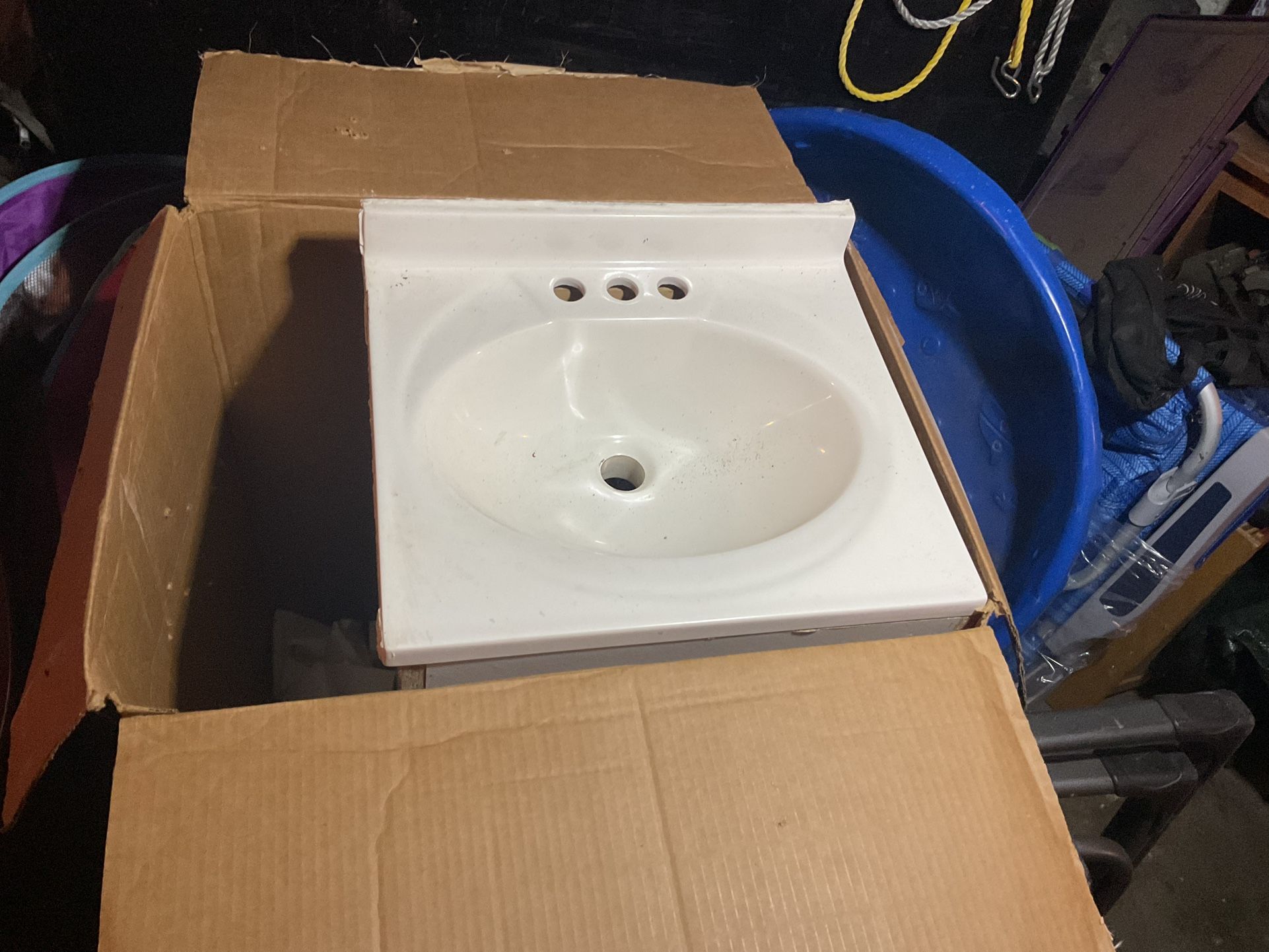 Bathroom Sink And Cabinet For Sale $100