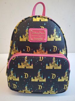 Disneyland ParkPink and Gold Castle Loungefly