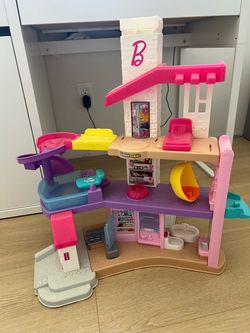 Little people Barbie little playhouse