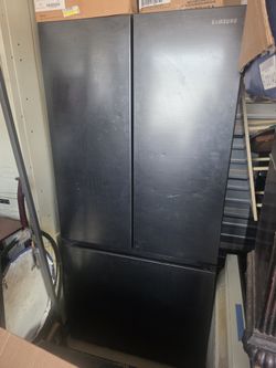Samsung 33" French Doors Smart Refrigerator