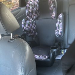 Child’s Car Seat 