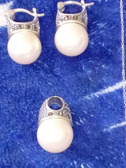 Pearl and Crystal Silver Jewelry Set