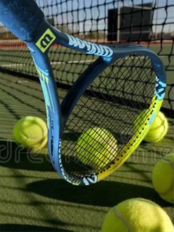 Tennis racquet WILSON