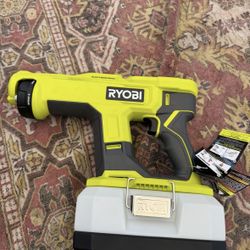 RYOBI ONE+18V Cordless Handheld Electrostatic Sprayer Kit PSP02K  Tool only