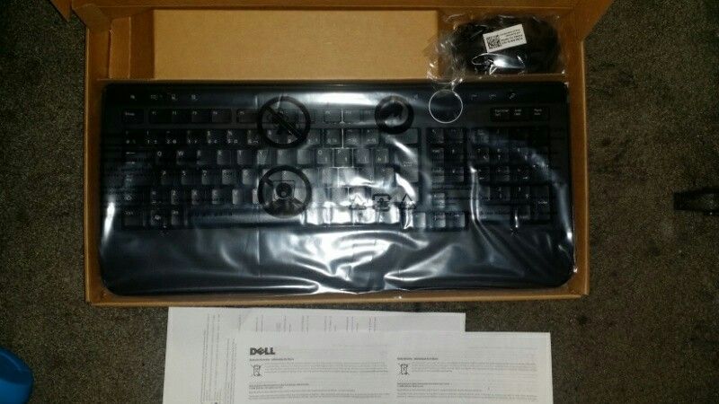 Wireless keyboard with mouse. NEW