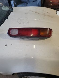 ACURA INTEGRA REAR TAIL LIGHT 
