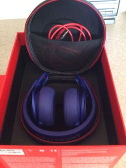 Beats Solo HD headphones