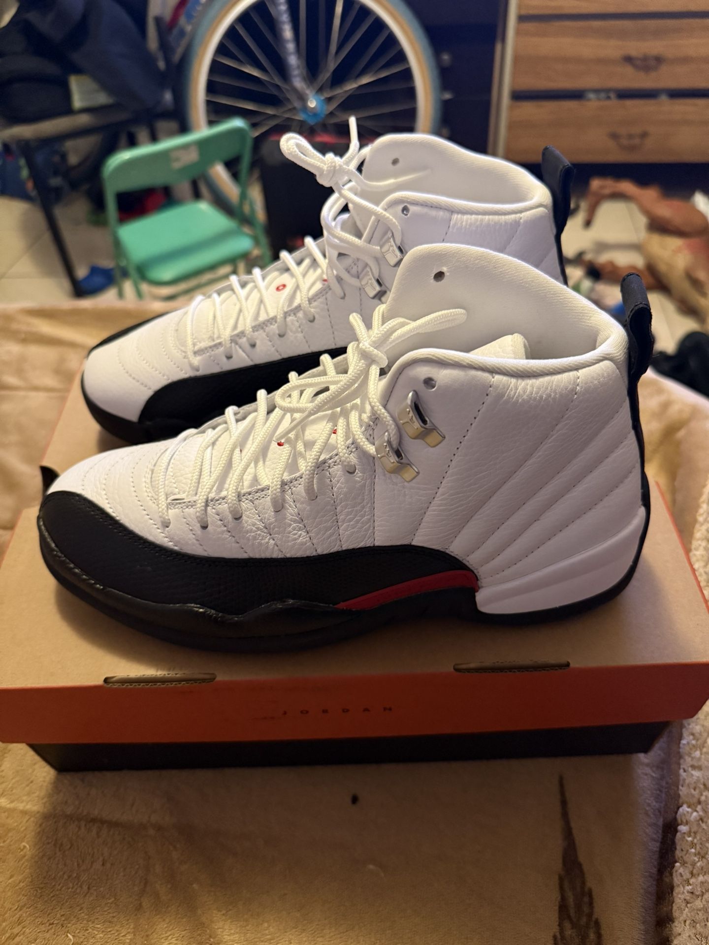 Jordan 12 Taxi Flip Size 8 