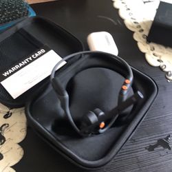 Innovative DG09 Headset de Conducción Ósea con Rotación de 270°, Cancelación de Ruido y Batería de Larga Duración