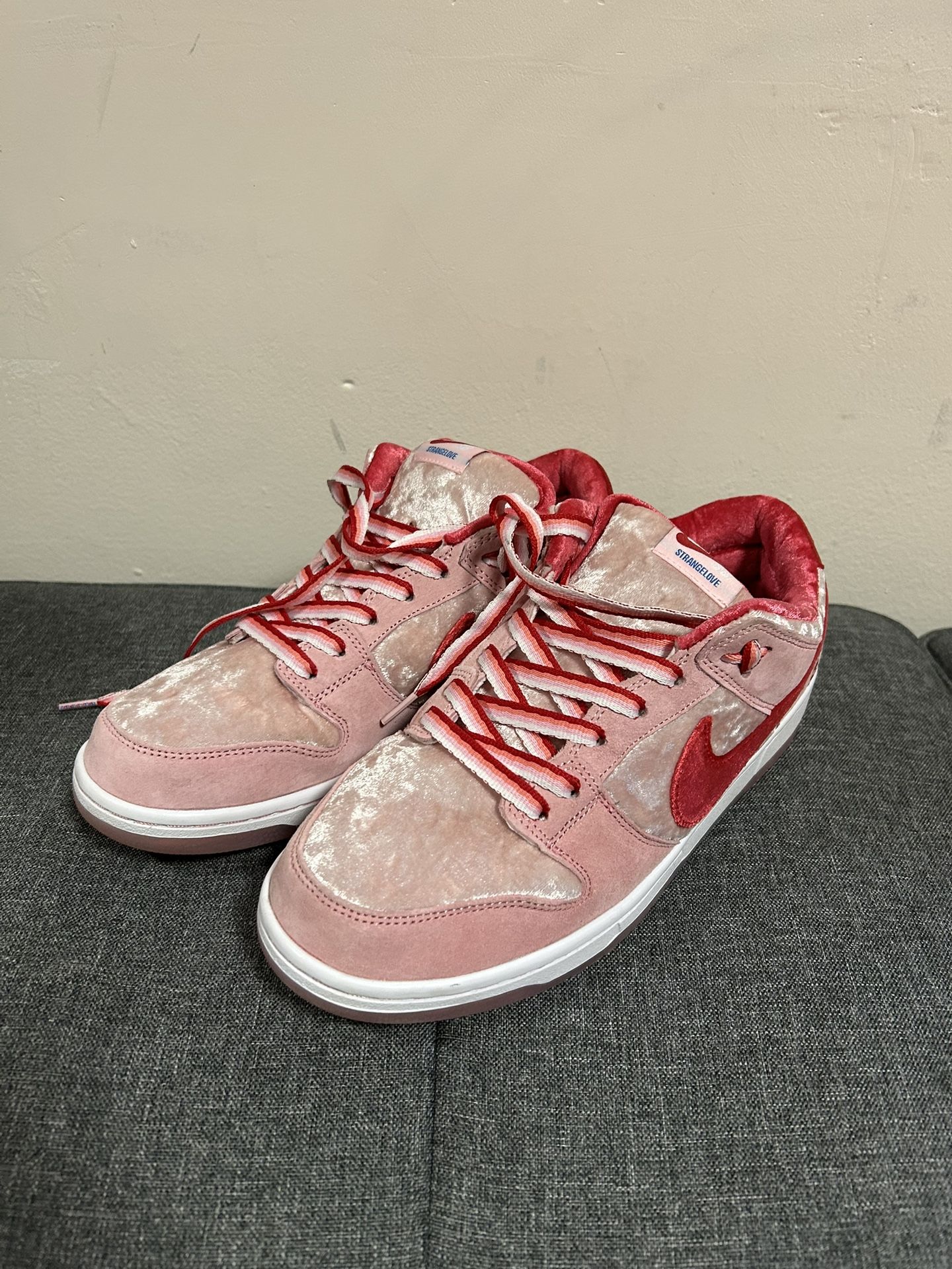 Nike SB Dunks Strange Loves Size 10