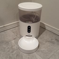 Automatic Pet Feeder