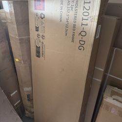 Bed Frame Queen Size, Queen Bed Frame with Headboard Queen Platform Bed Frame...