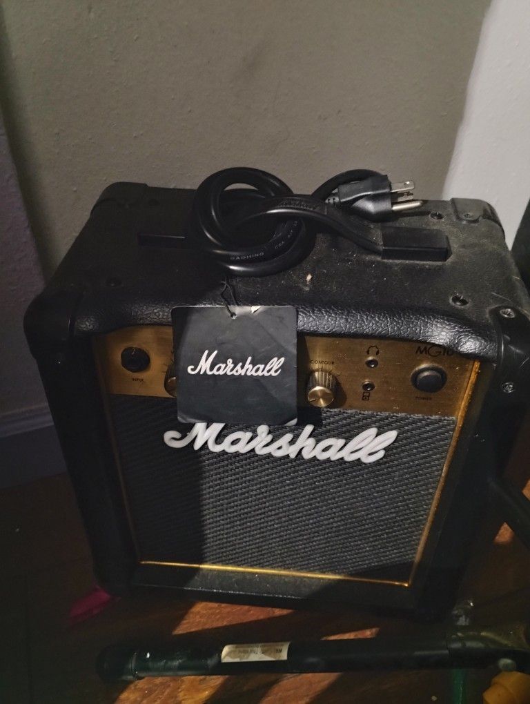 Marshall Amplifier MG10