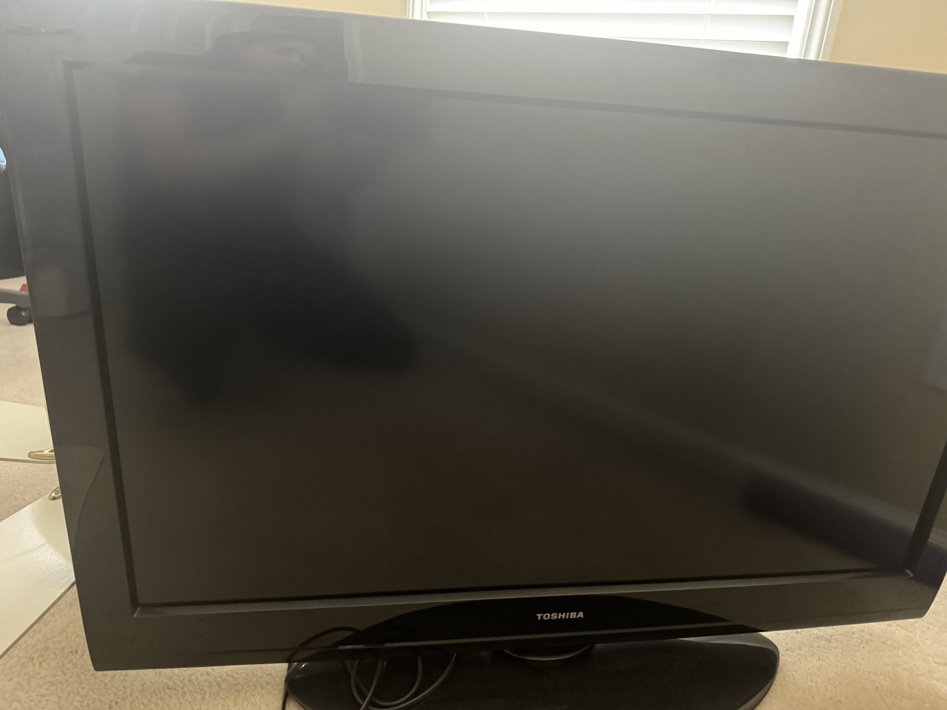 RCA 42” TV. 2 TV ($90)