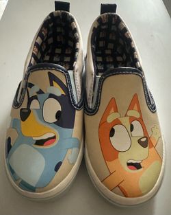 Boys bluey shoes