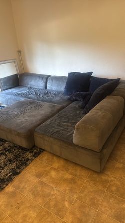 Gray Sectional Sofa with Ottoman