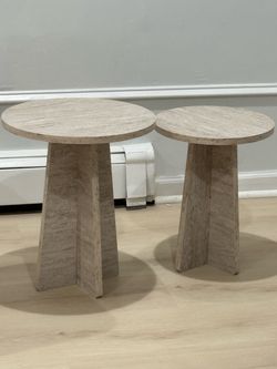 Set of 2 Travertine Round Side Tables