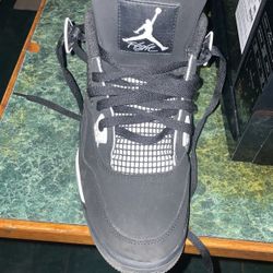 Jordan 4s 