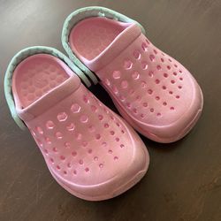 Toddler Girls Crocs Size 6/7 By Joybee Preowned 