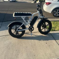 Electric Bike Goes 32.5 Mph