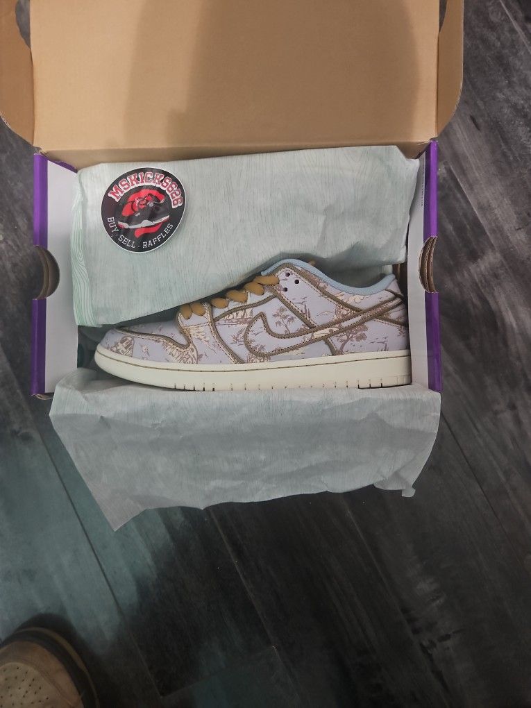 NIKE SB CITY OF STYLES Size 9