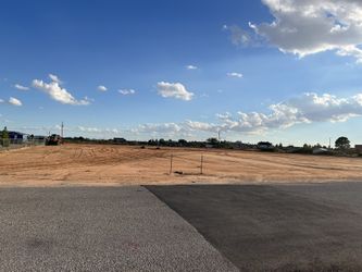 Land for sale 2.85 acres w/ ALL utilities