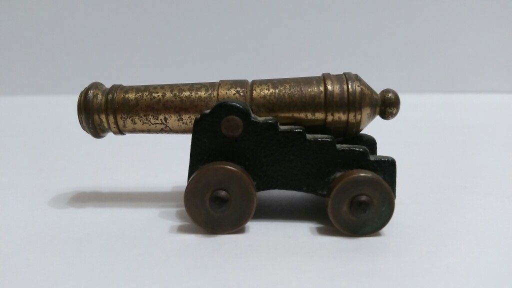 Vintage Cast Iron & Brass Cannon Civil War Miniature from Ox Mfco