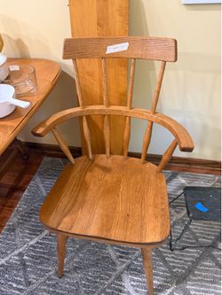 5 oak chairs