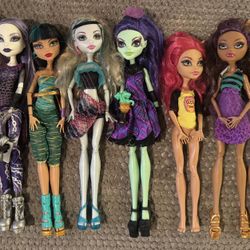 Monster High dolls- Prices Vary! Read Description 